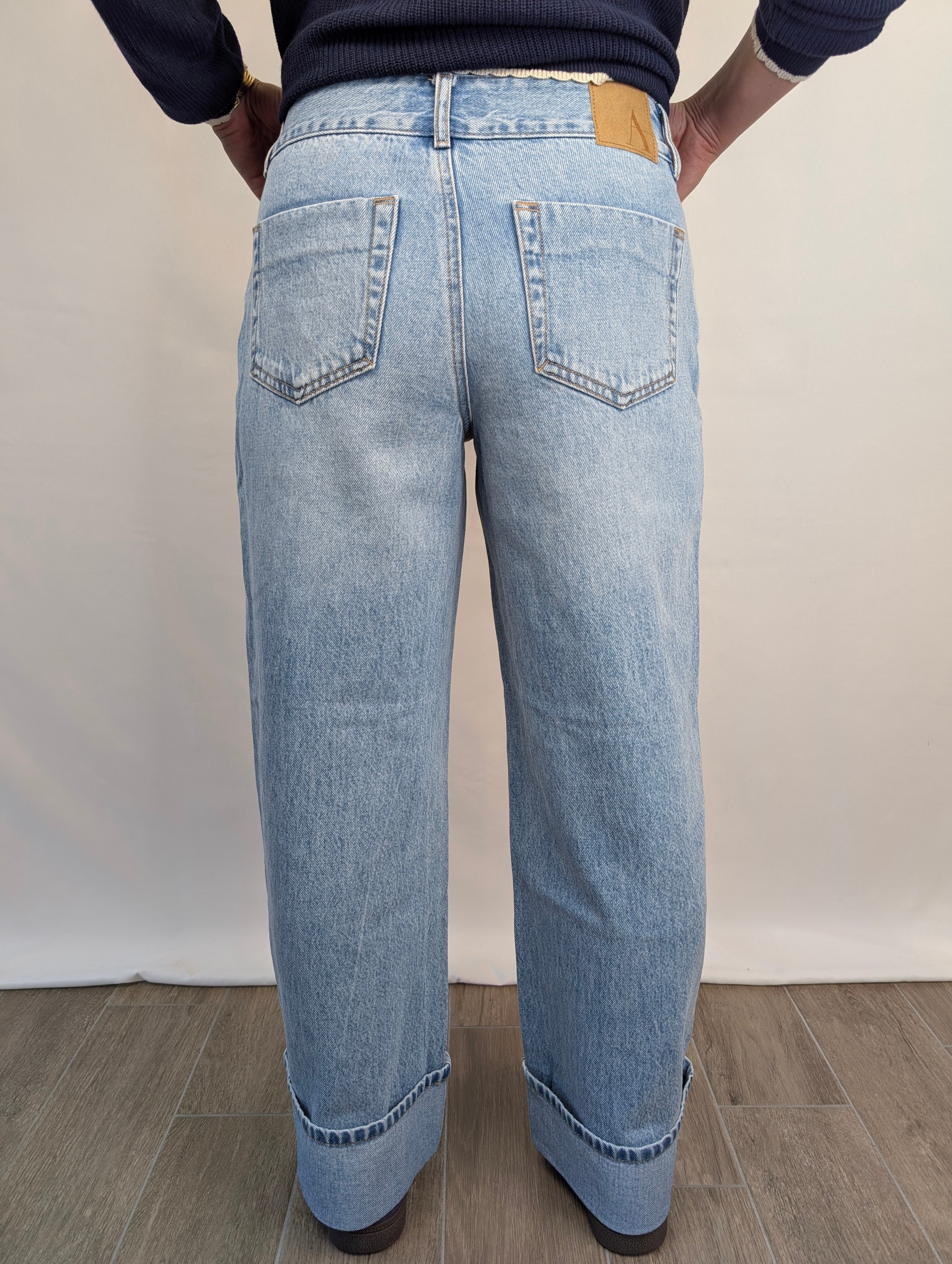 Jeans wide leg risvolto Rena AWARE