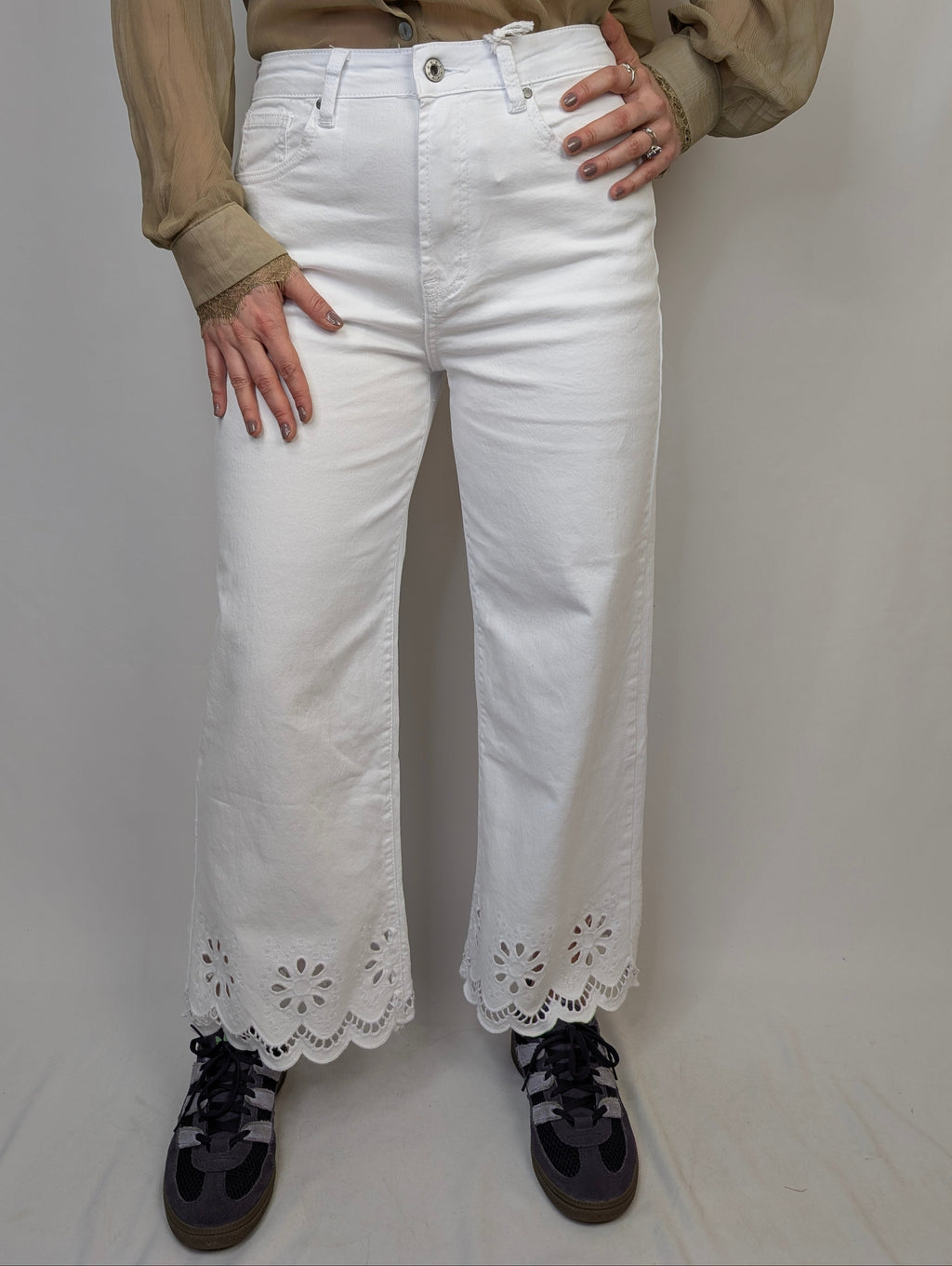 Jeans orlo ricamato DA GIORGIA