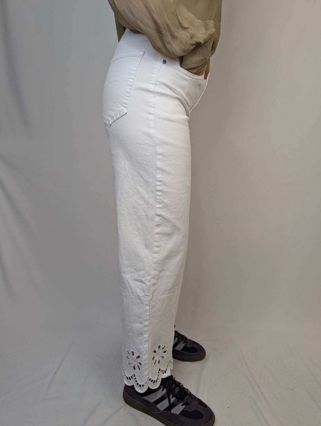 Jeans orlo ricamato DA GIORGIA