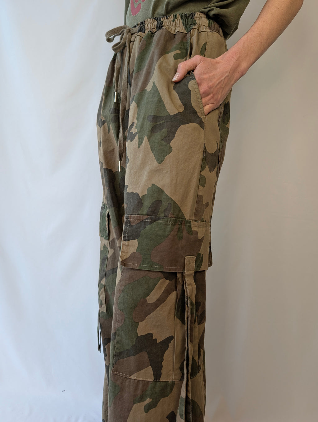 Pantalone cargo camouflage TWO WAY