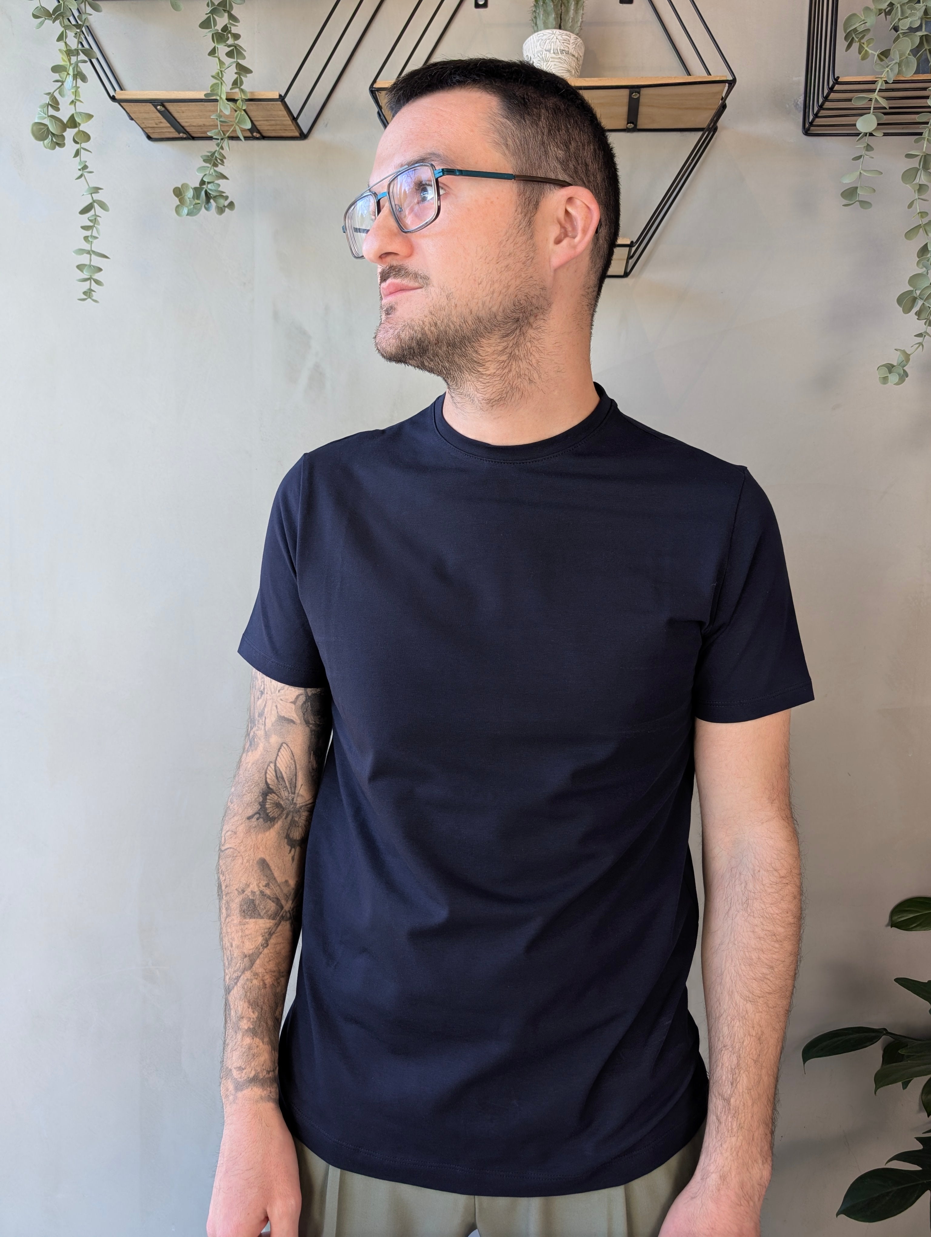T-shirt basica slim WHY NOT BRAND