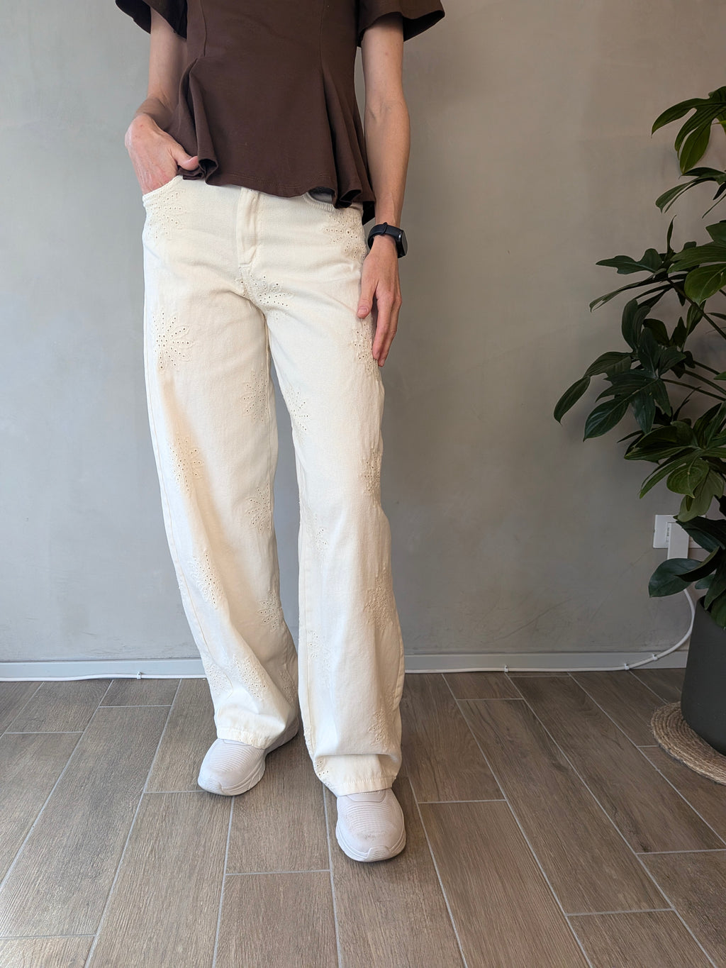 Pantalone ricami MYASTREET